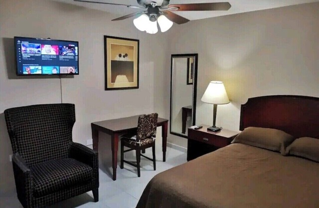 Very comfortable and safe independent room.