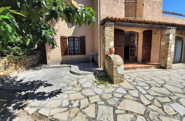 Very nice ground floor of villa 60 m2