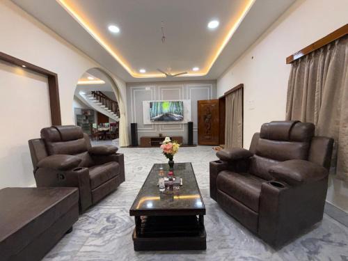 Vididhillu, A Luxury Villa, Guest House & Rooms