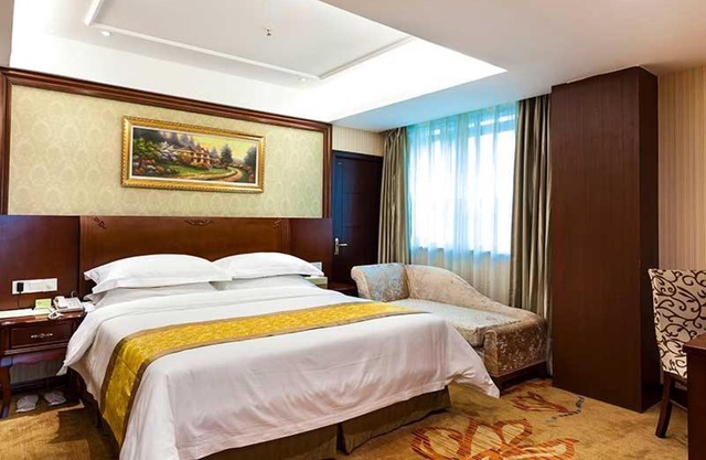 Vienna Hotel Nanjing Longjiang