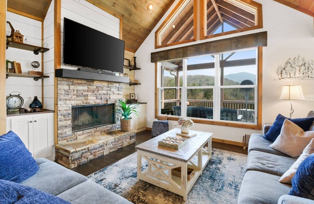 Views Views Views, Comfort, Location, Amenities