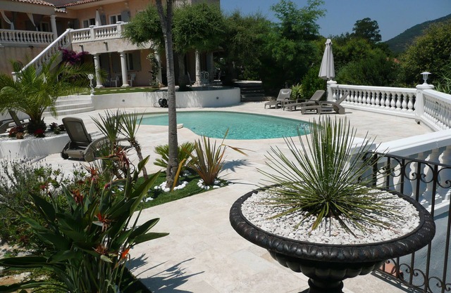 Villa 800m sea view from the beach near St Tropez