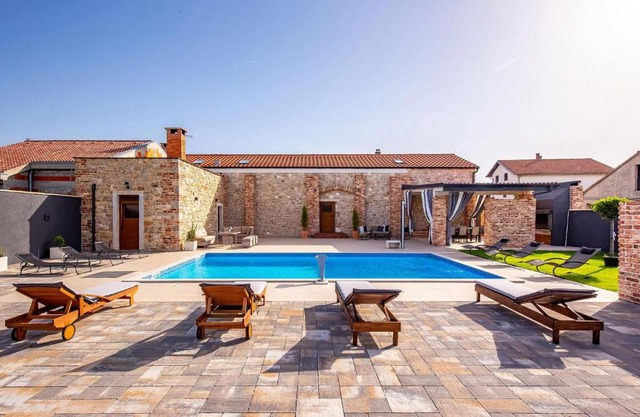 Villa Ambar