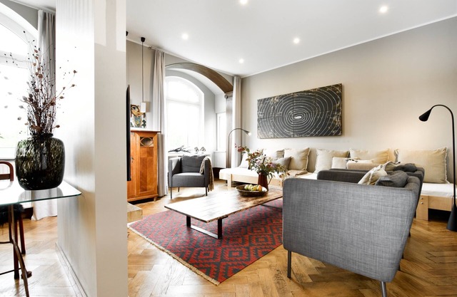 Villa B-New spirit within old walls: luxurious living in the residential town of Gotha