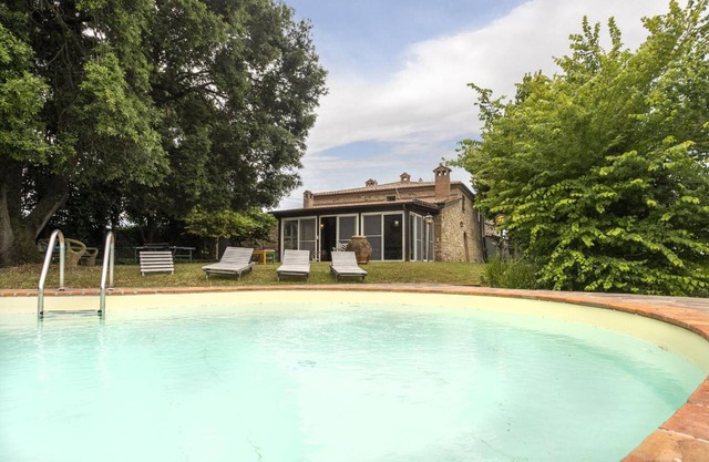 Villa 'Bianca Luce' with Private Pool, Private Terrace and Wi-Fi