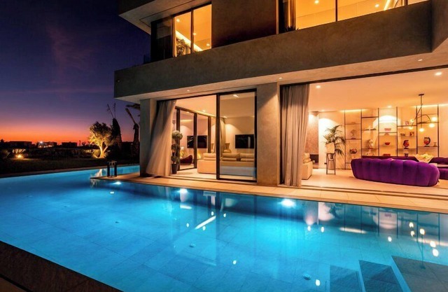 Villa Blanchette Marrakech – Villa Élégante avec Piscine Chauffée et Spa Privatif