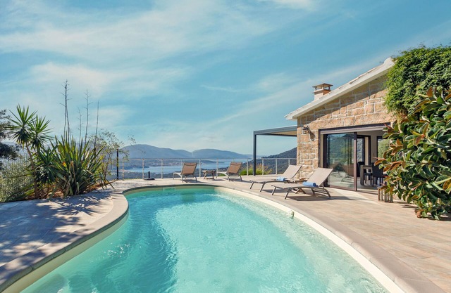 Villa 'Bumortu' with Sea View, Wi-Fi and Air Conditioning