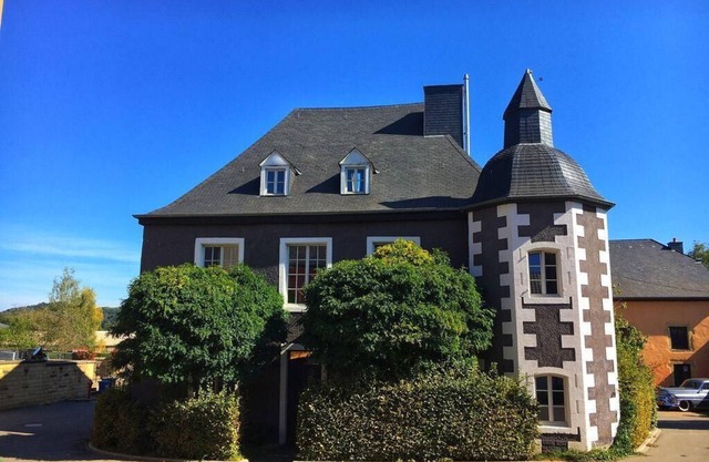 Villa Château de Clémency