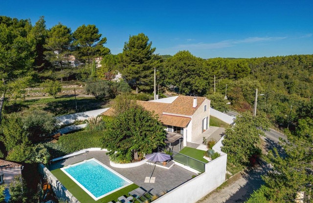 Villa Coeur de Provence by Villa Plus