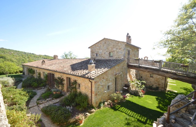 VILLA COLLE DELL'ASINELLO(Owners),Orvieto, 14 pl. Private pool +SPA h24