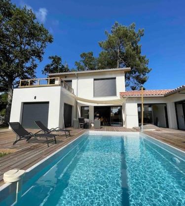 Villa confort piscine chauffée*/10KM CONTIS Plage