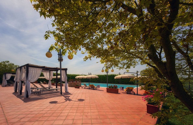 Villa Curina Resort