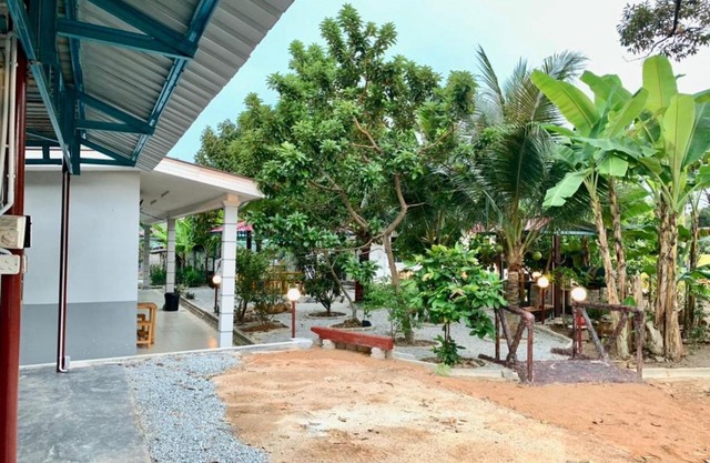 VILLA D' KEBUN WITH FREE FRUITS