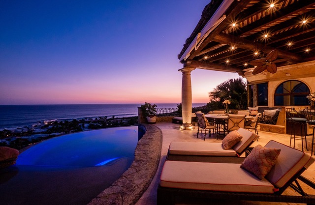Villa Deseo, Ultra Luxury home, Christmas Deal, book 6 nights get 7th night free