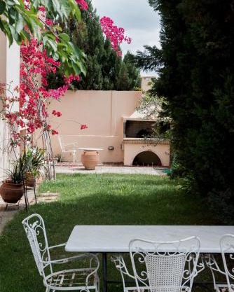 Villa Discover Evia - With Private Jacuzzi