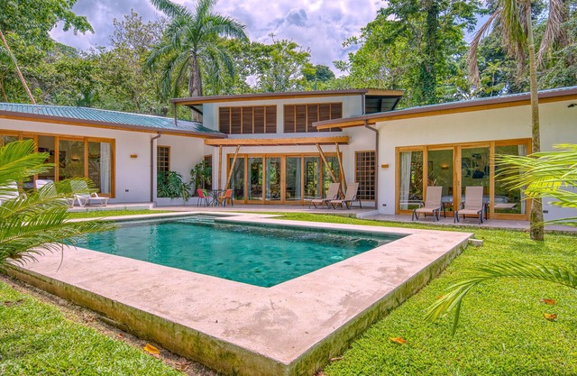 Villa Habanera. stylish tropical villa with private pool