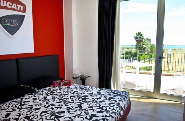 VILLA IMAGO - DUCATI ROOM