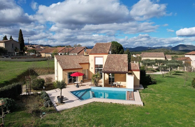 Villa in France with Private Pool & Garden