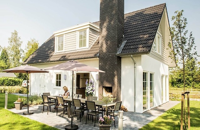 Villa in Parc de Kievit with Garden & Fireplace