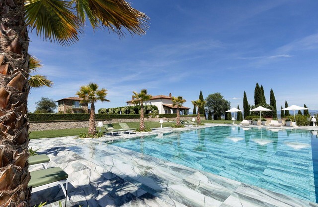 Villa in San Venanzo with 6 bedrooms sleeps 12