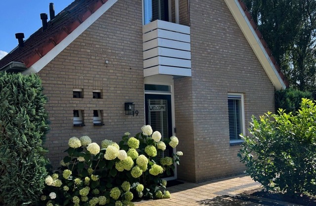Villa June Rosy, Heerlijk Huis in een Bosrijke Omgeving Vlakbij Nijmegen