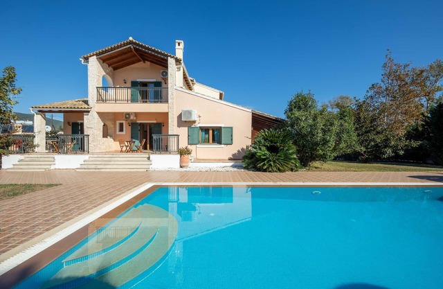 Villa Lefki Limni Retreat 300m from beach