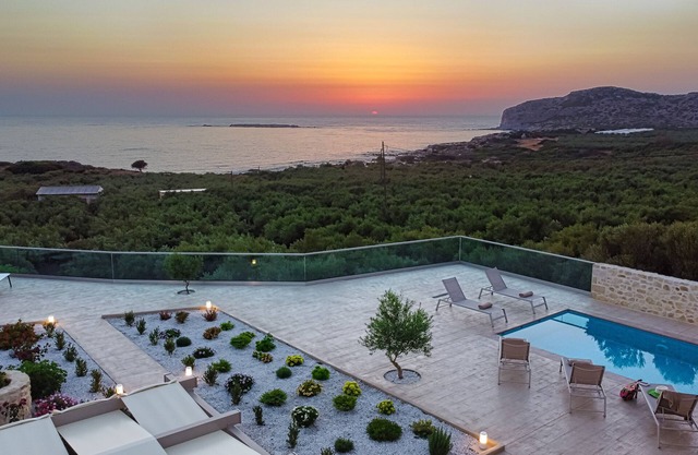 Villa Liakos | Luxury villa, gorgeous sea view, close to Falassarna Beach