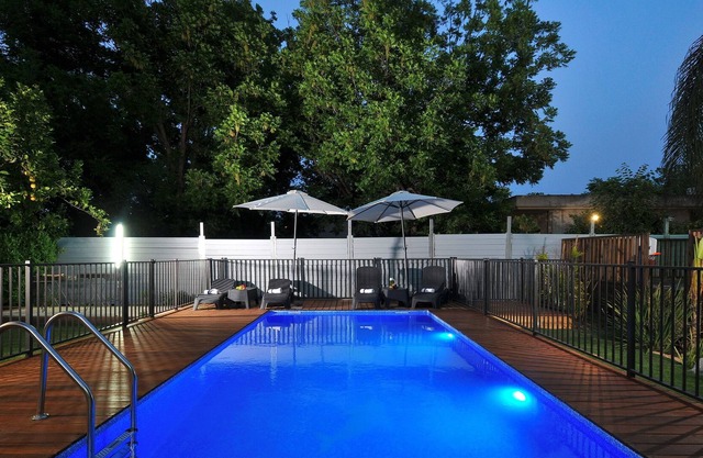 Villa & Lode Bat Galil