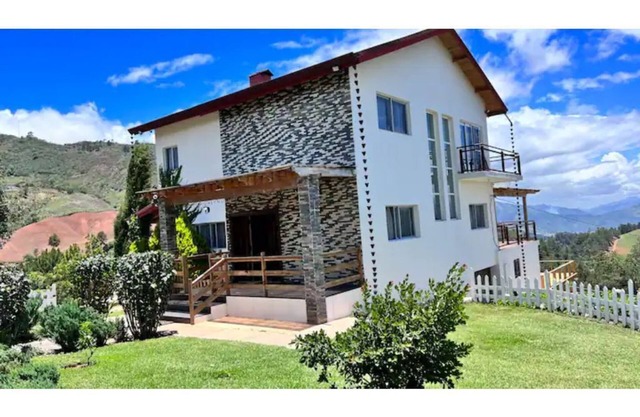 Villa los trillizo