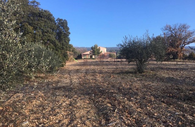 villa luberon 12kms from Gordes, 7kms from Roussillon