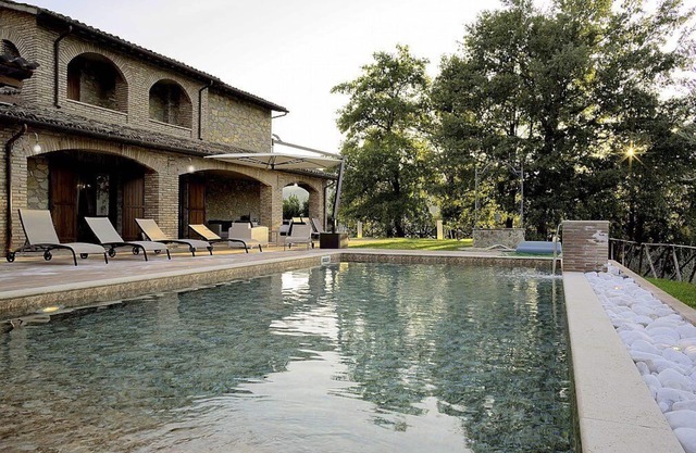 Villa Lucinda: An elegant and welcoming two-story villa situated in a quiet location, surrounded by a wonderful garden, with Free WI-FI.