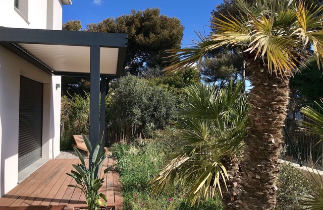 villa modern and cozy, benefits of standing . Beautiful sand beach 200m!