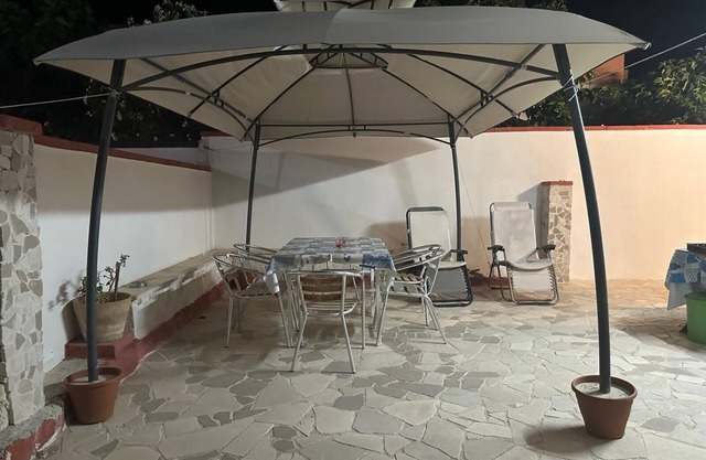 Villa Nausika sea front - B