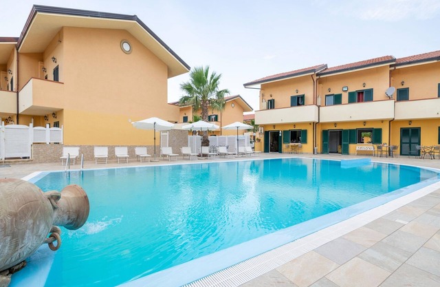 Villa Near Paestum Beach