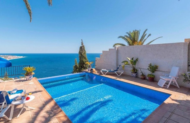 Villa Paraiso Azul Salobrena by Ruralidays