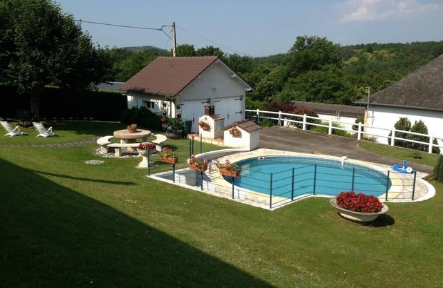 Villa Pougeol - 6 pers - Piscine/Barbecue/Pétanque