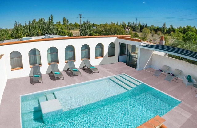 Villa Saffron by Villa Plus