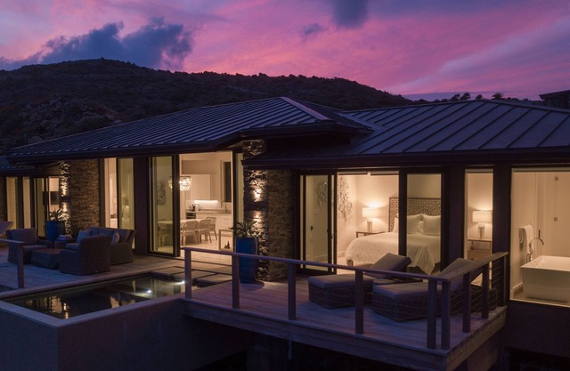 Villa Whale Point by Fantasia Villas
