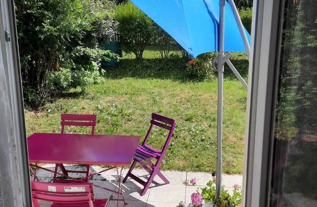 villa with garden, quiet and secure