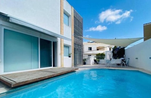 VILLA with Pool-Hosted by Sweetstay