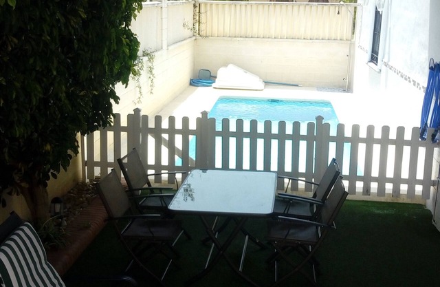 Villa with private pool, terrace and less than 80 meters from the sea