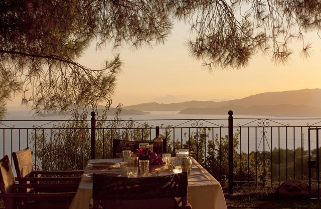 Villa with stunning view out to the sea accross the viladge of Glossa