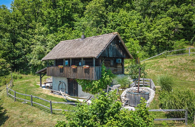 Vineyard Cottage Pavlin 1, Otočec, Slovenia