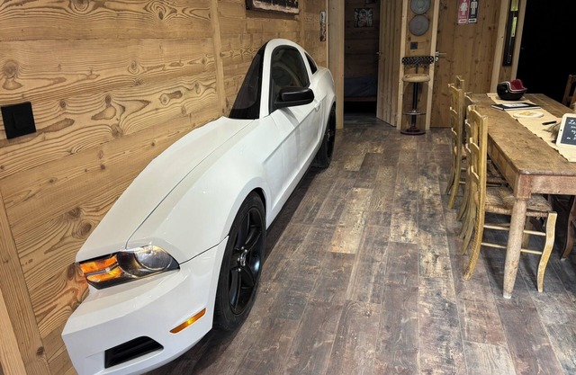 Vintage mountain breaks