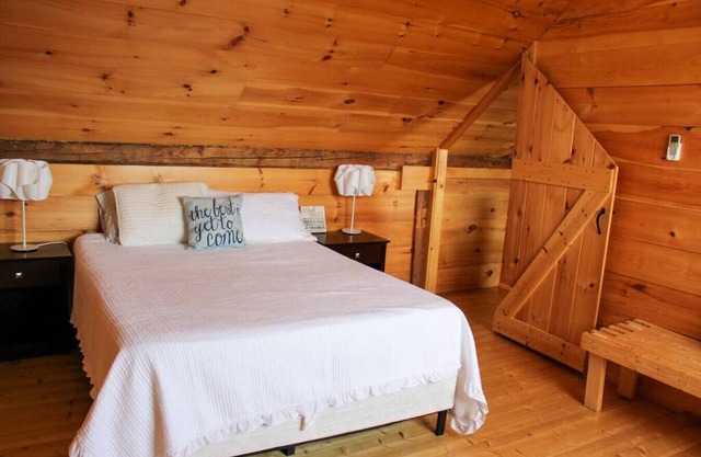 Vista Bridal Suite 158