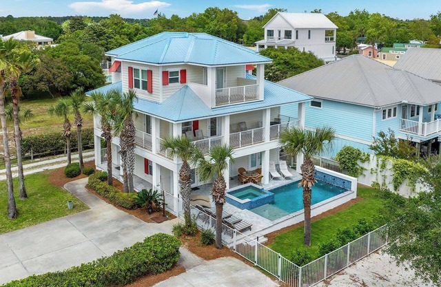 Vitamin Sea - Gulf View! Private Pool! Sandestin Area! Easy Walk to the Beach!