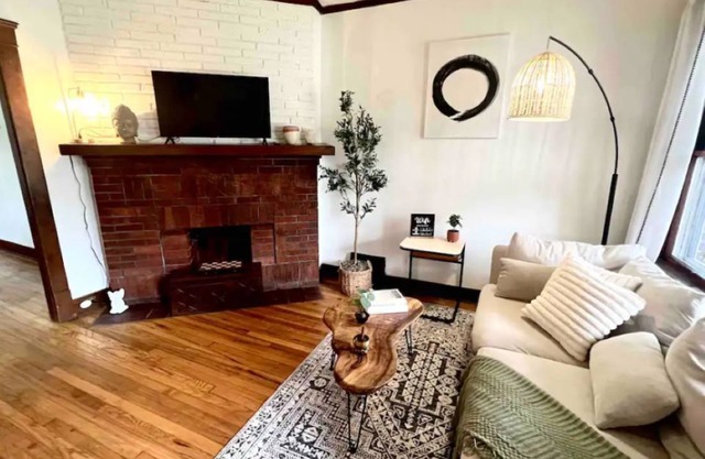 Wabi-Sabi House - Lakewood 2 Bd Stay