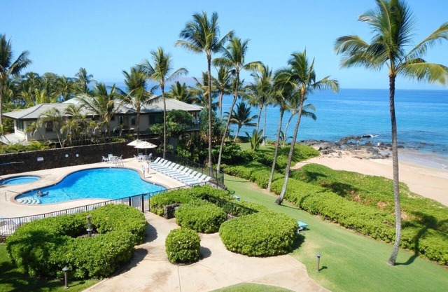 Wailea, Oceanfront, Polo Beach Club Condo #403