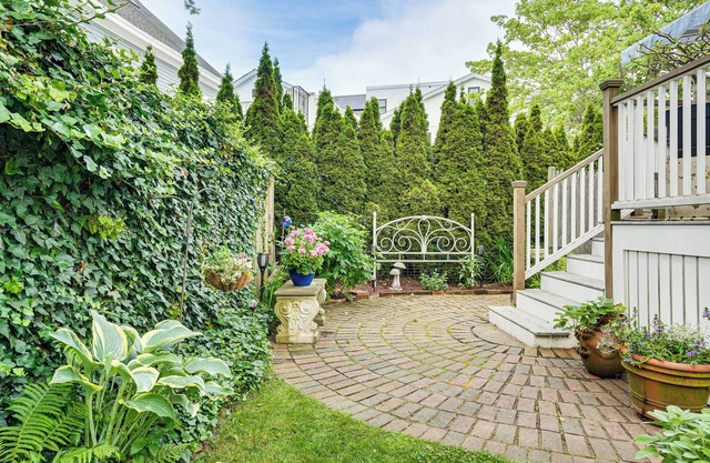 Walk to the T: North Shore Retreat Near Salem Fun!