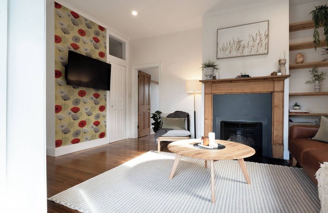 Walter Cottage: As Cosy as it is Convenient